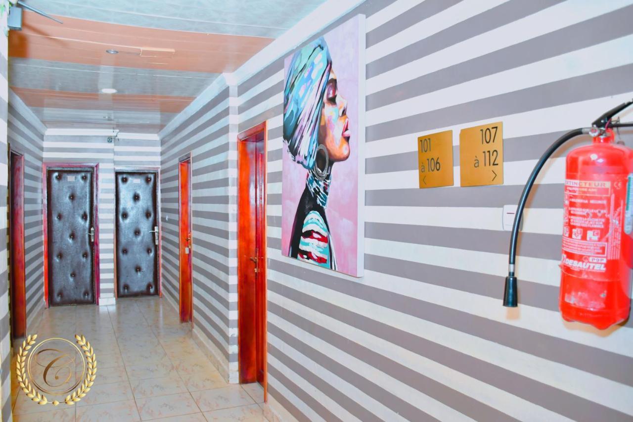 Hotel Restaurant Constellation Tchang エクステリア 写真