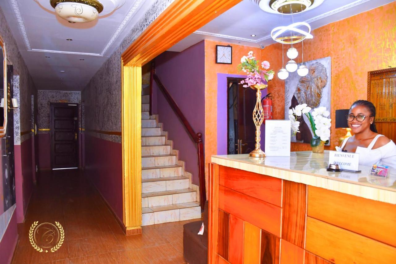 Hotel Restaurant Constellation Tchang エクステリア 写真