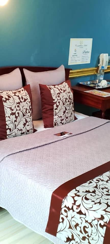 Hotel Restaurant Constellation Tchang エクステリア 写真